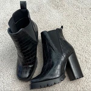 Steve Madden Black Booties with Heel